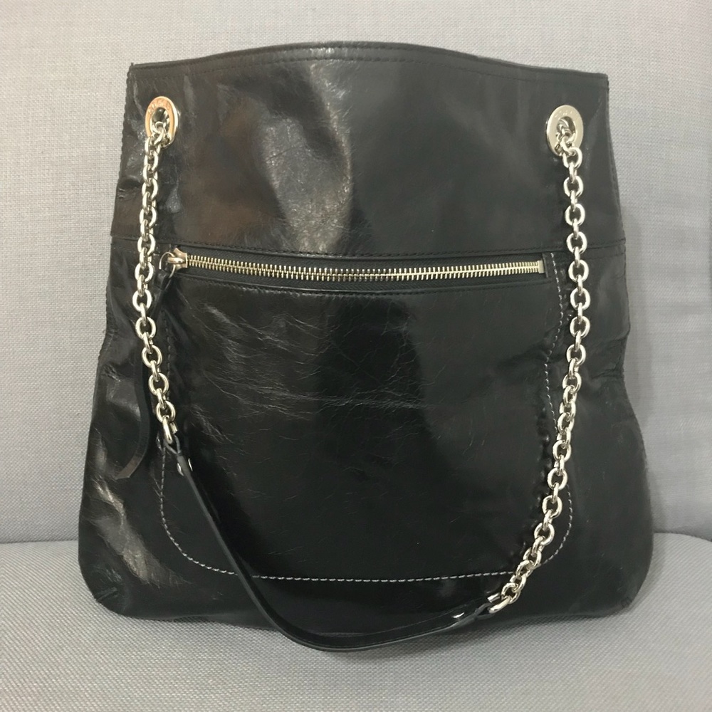 Slim Coach black leather tote ✨